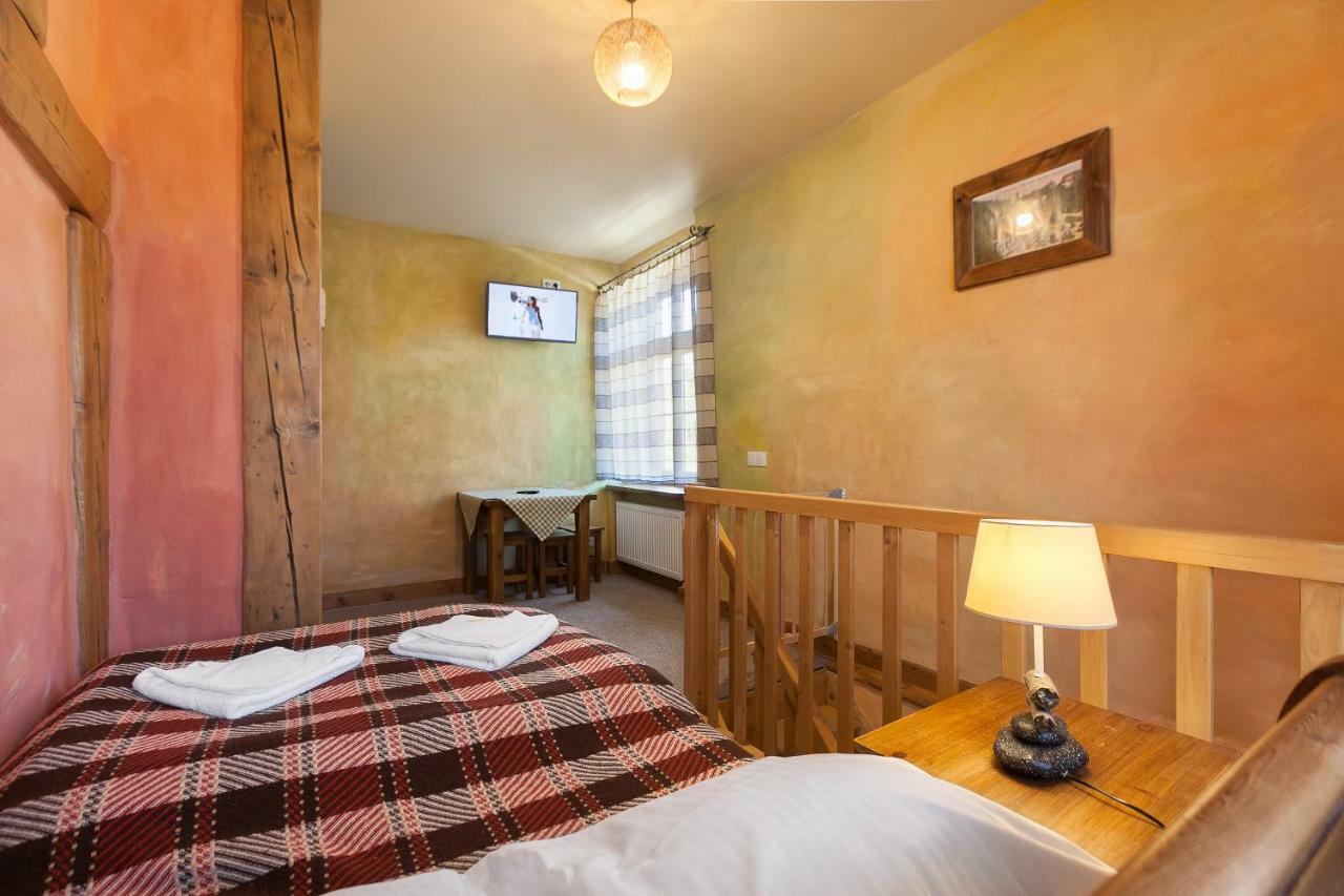 Bed and Breakfast Gosciniec Pod Lipa Шклярська Поремба Екстер'єр фото