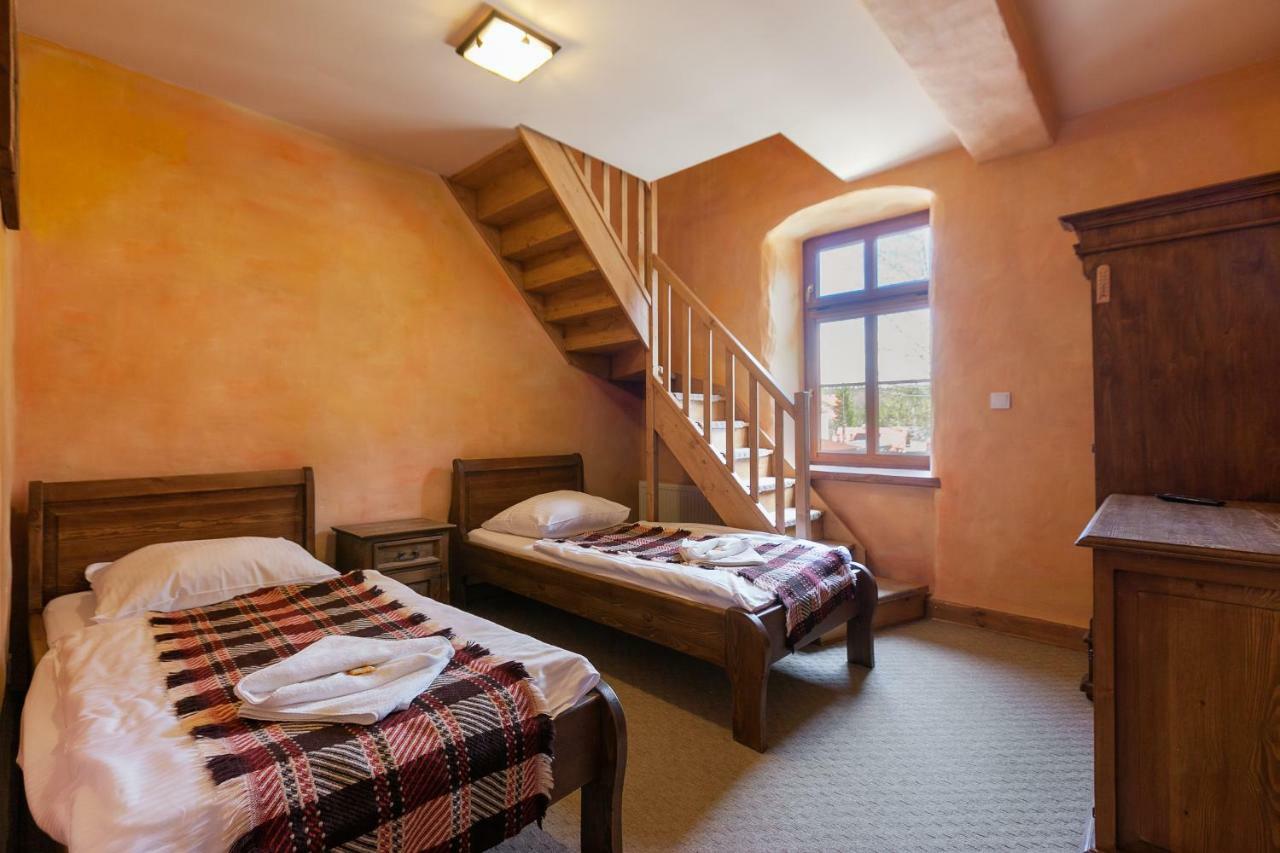 Bed and Breakfast Gosciniec Pod Lipa Шклярська Поремба Екстер'єр фото